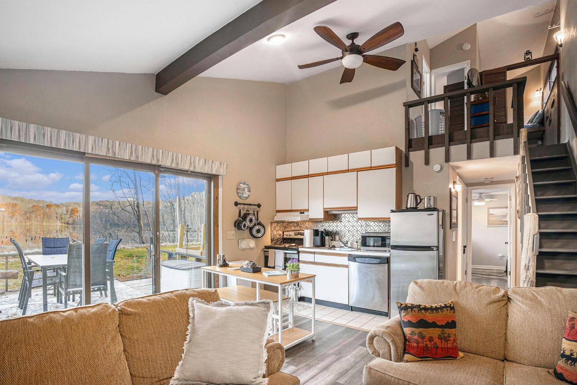 Quiet And Cozy Lakefront Home Near Mt Boyne Gaylord Esterno foto