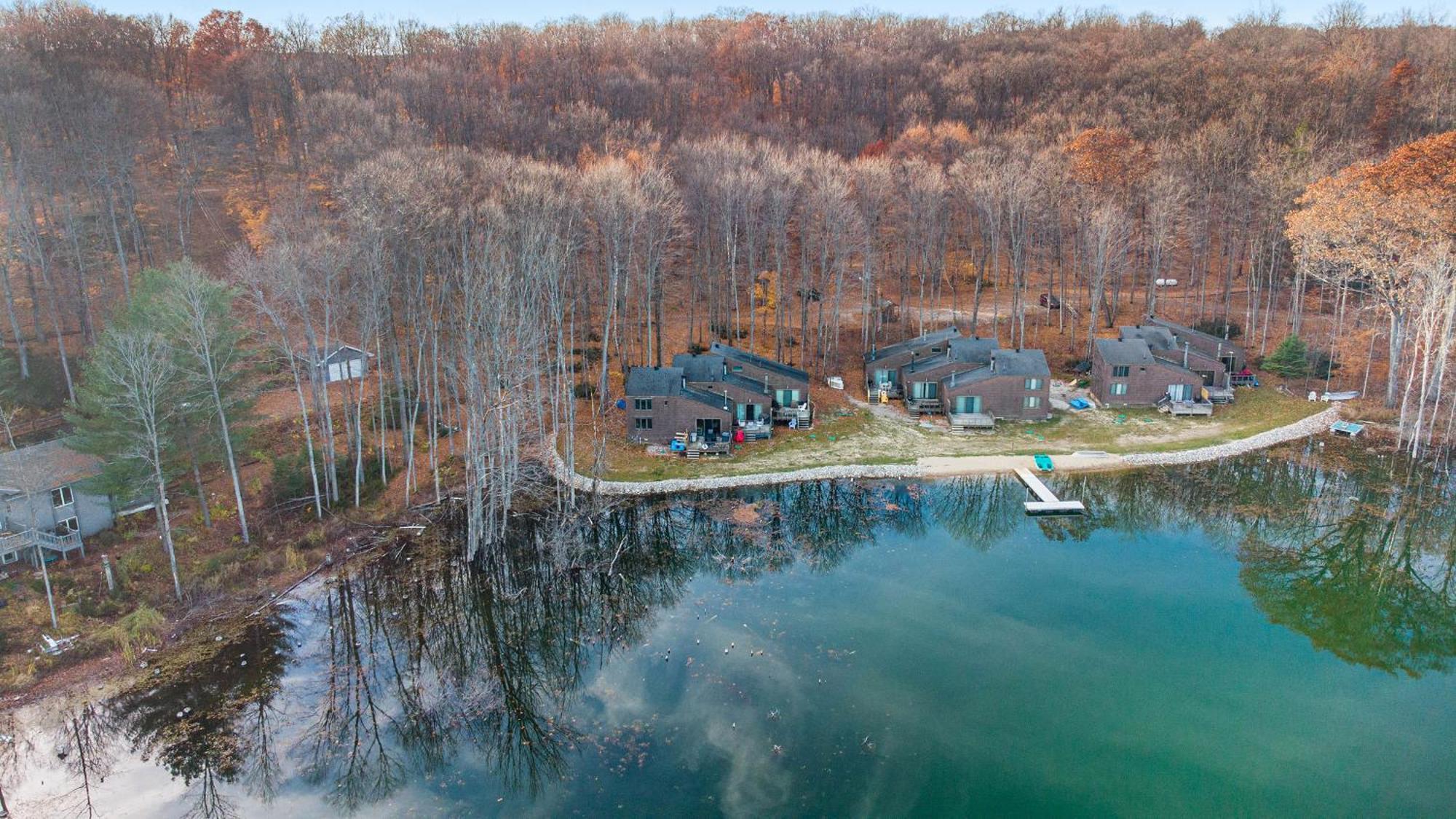Quiet And Cozy Lakefront Home Near Mt Boyne Gaylord Esterno foto
